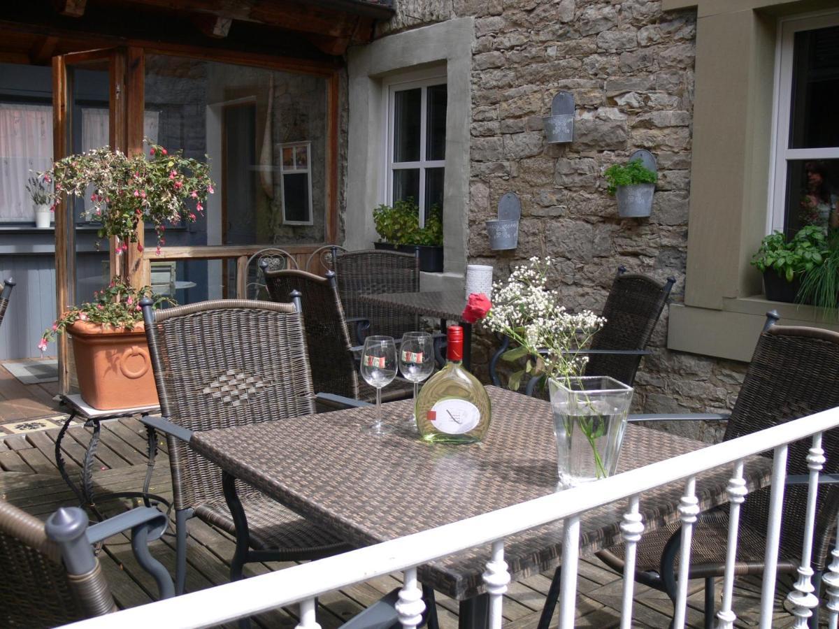 Goldgemaeuer Appartements Ochsenfurt Exterior photo